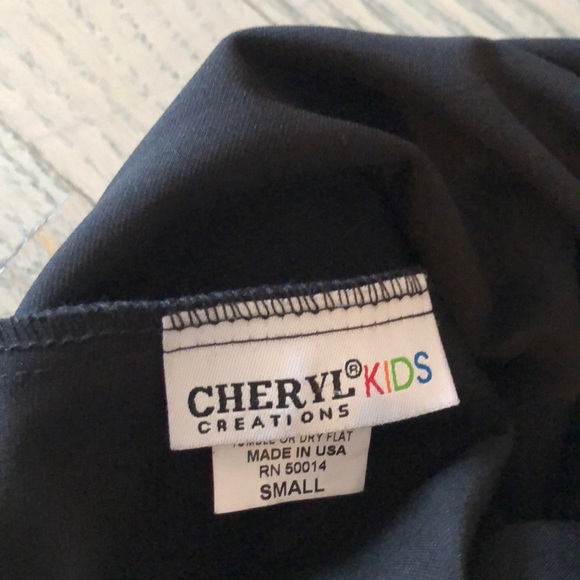 Like new girls skort size small - Picture 4 of 4